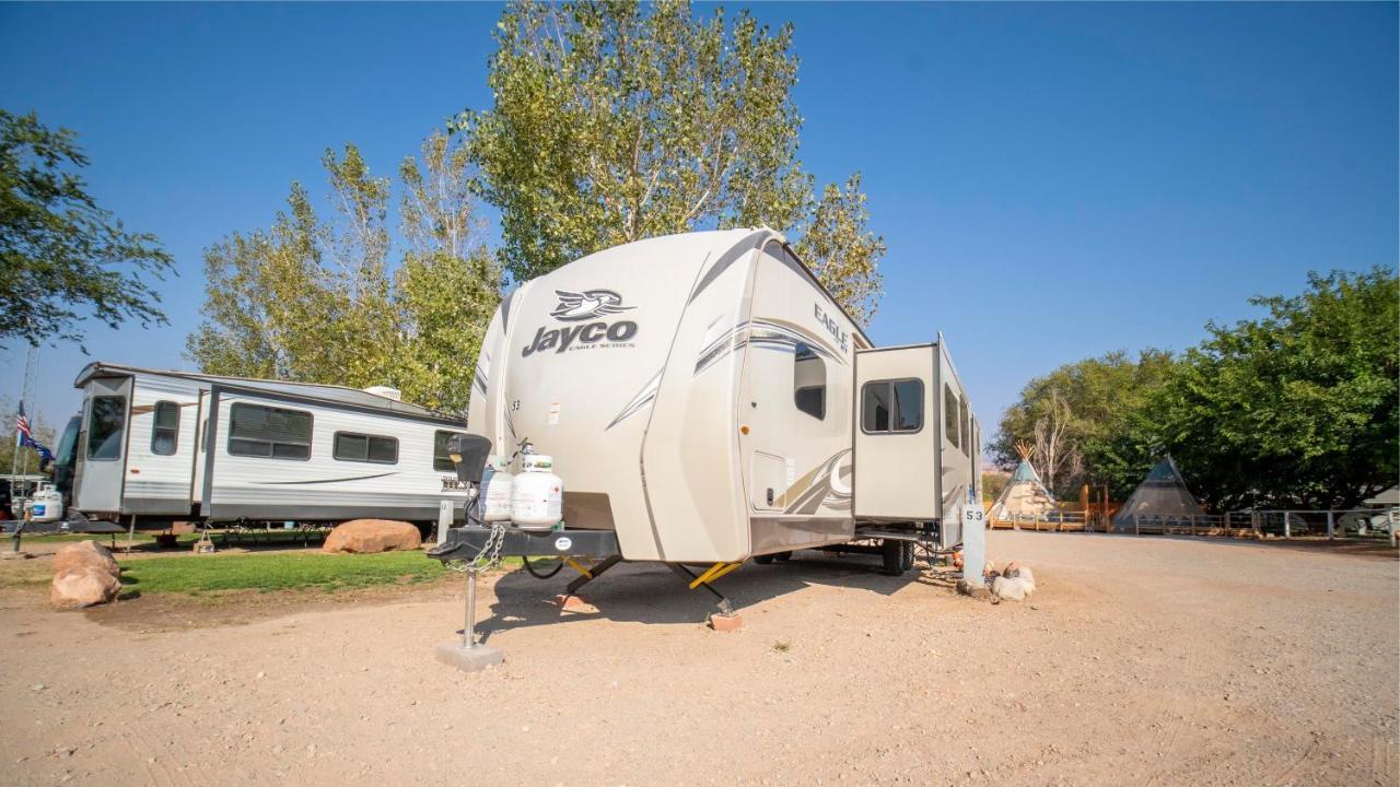 Outdoor Glamping Jayco RV OK35 Appartement Moab Buitenkant foto